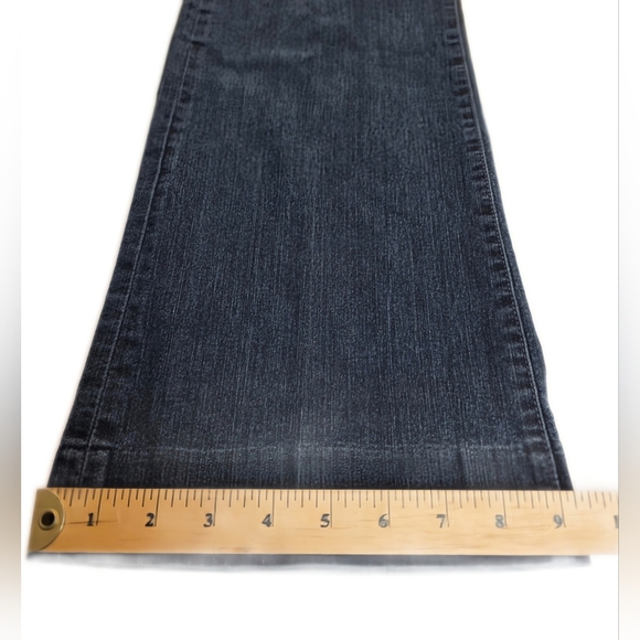 Desi Slouchy Straight Leg Womens Jeans 30 Waist/ 33 Leg - Picture 2 of 12